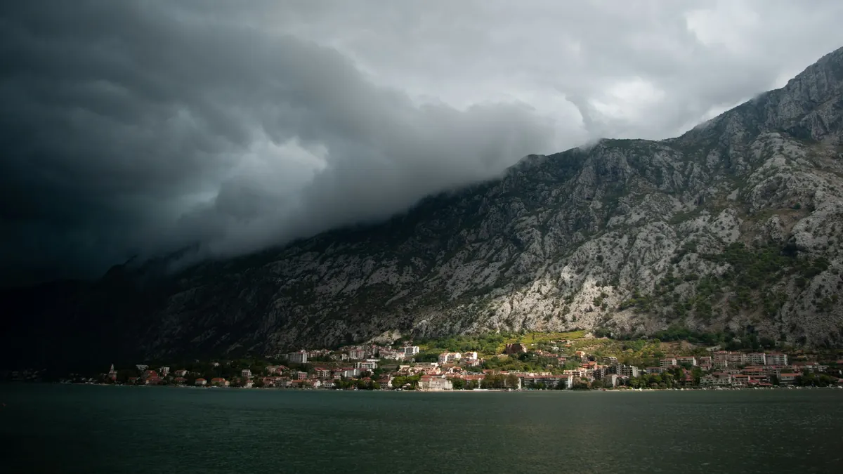 Three states warned of damaging winds as front nears