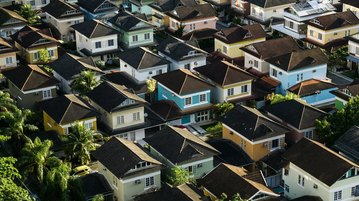 Negative gearing restricted to new builds as parliament returns to tax reform standoff