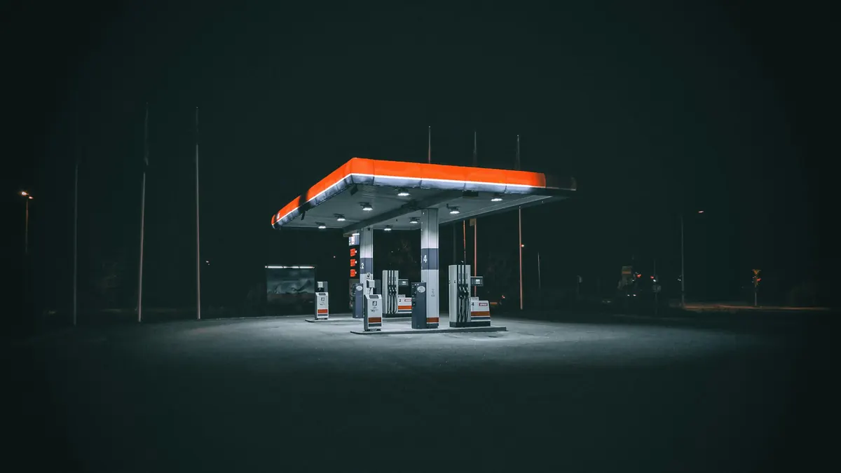Oil spikes 9.5pc, petrol to follow