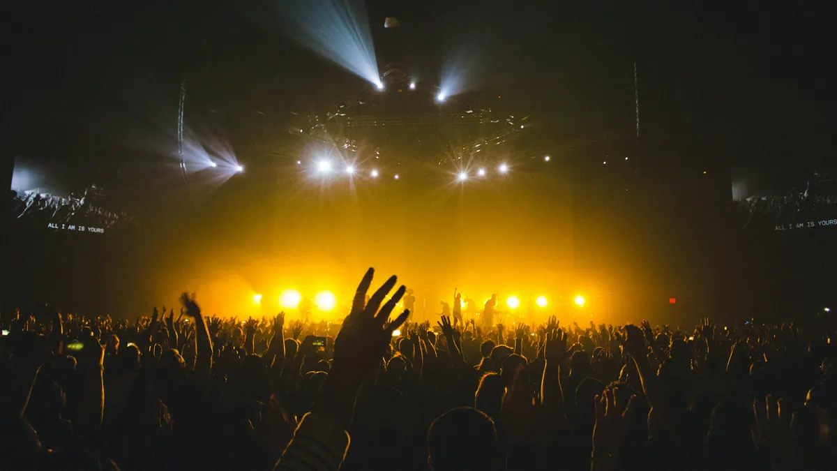 Radiohead fix prices for 16-show Australian return