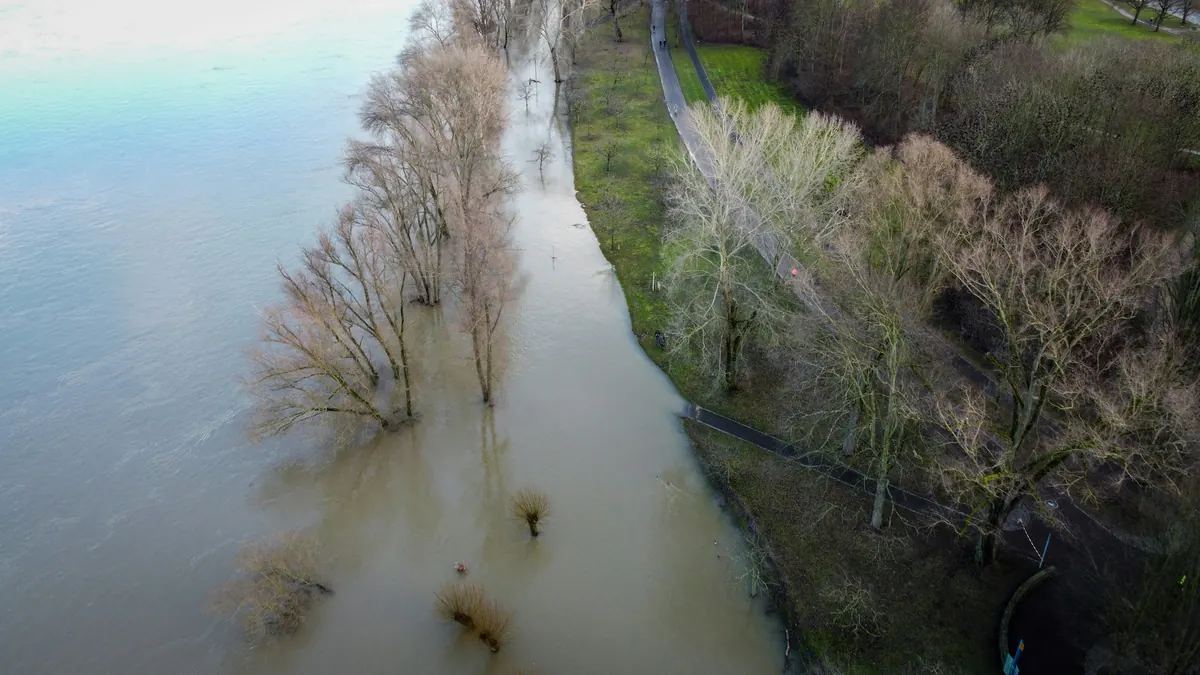 Richardson River rises as north east rivers ease