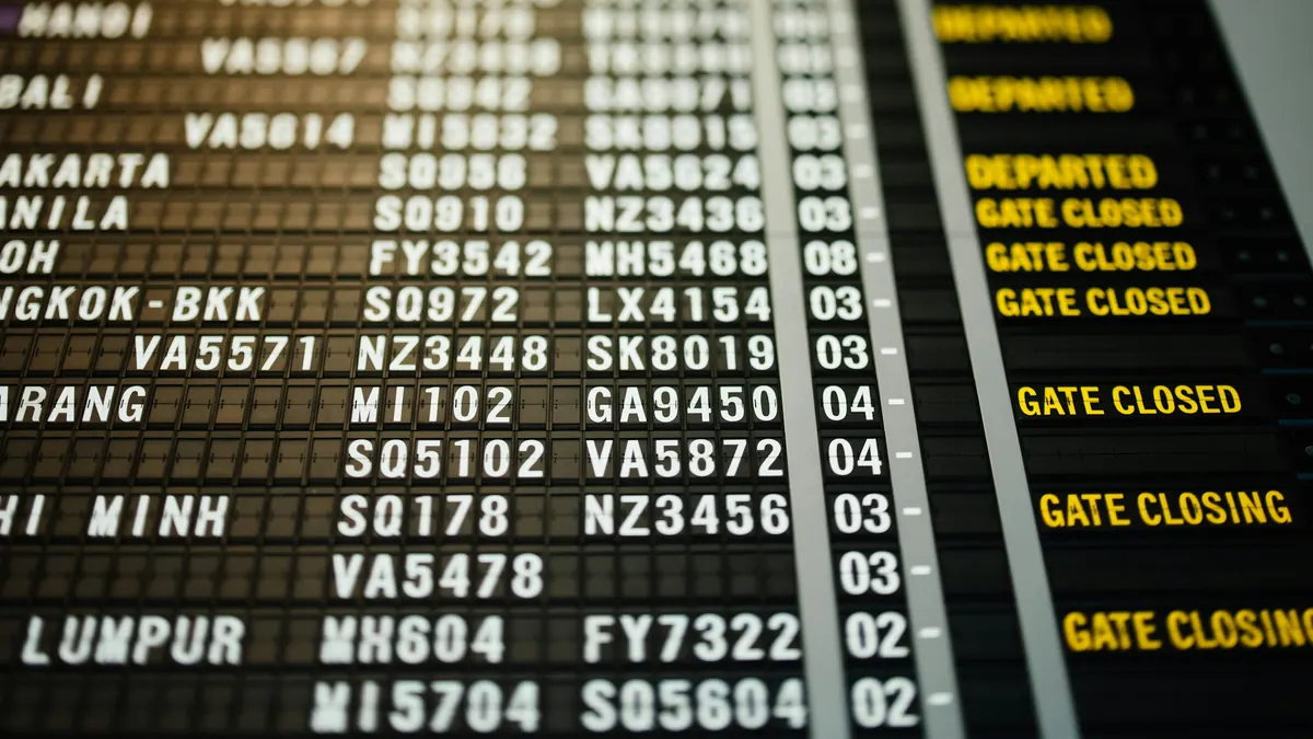 Staff shortage delays 150 flights out of Sydney