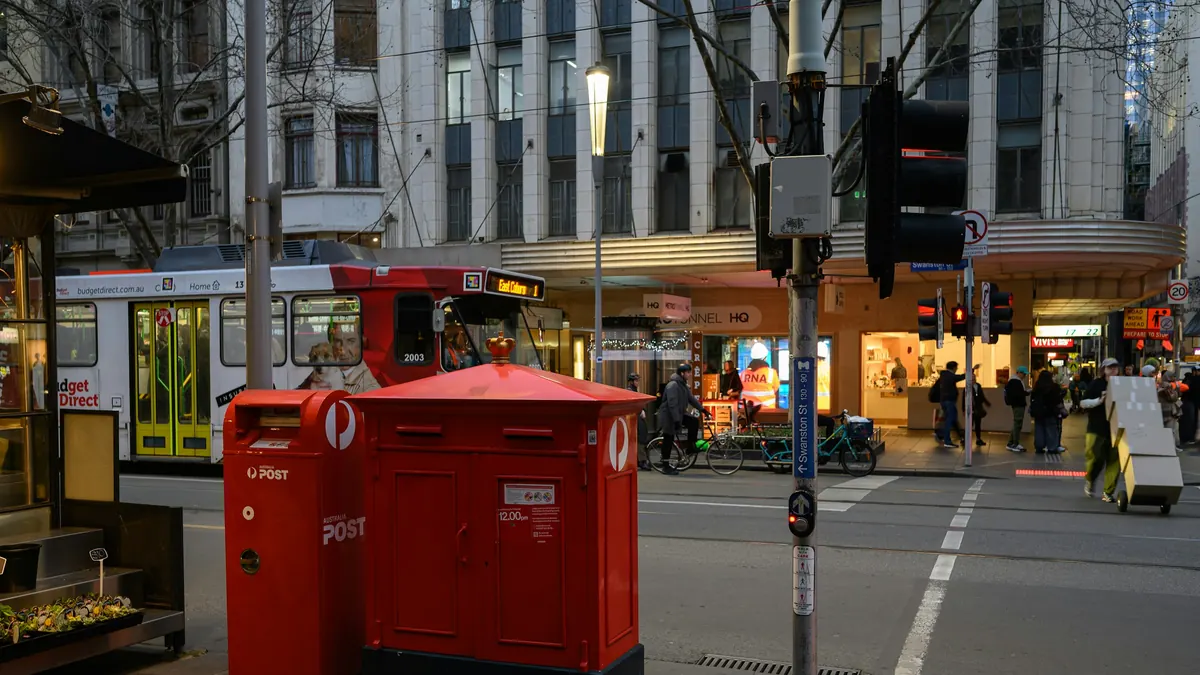 Ram raid fire damages 10 Melbourne shops
